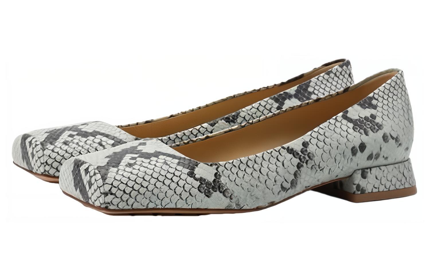 Bottega Veneta Tower Casual Single Shoes Women's Light Green