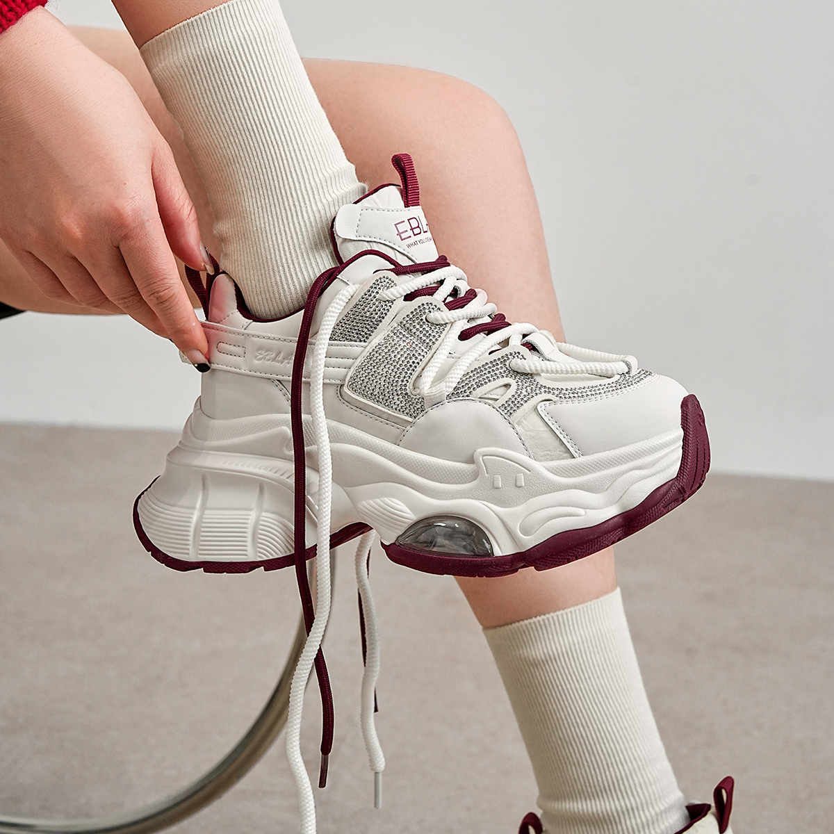 EBLAN Low-Top Chunky Sneakers Women's Beige Red купить в интернет-магазине Yoocart с быстрой доставкой по России.