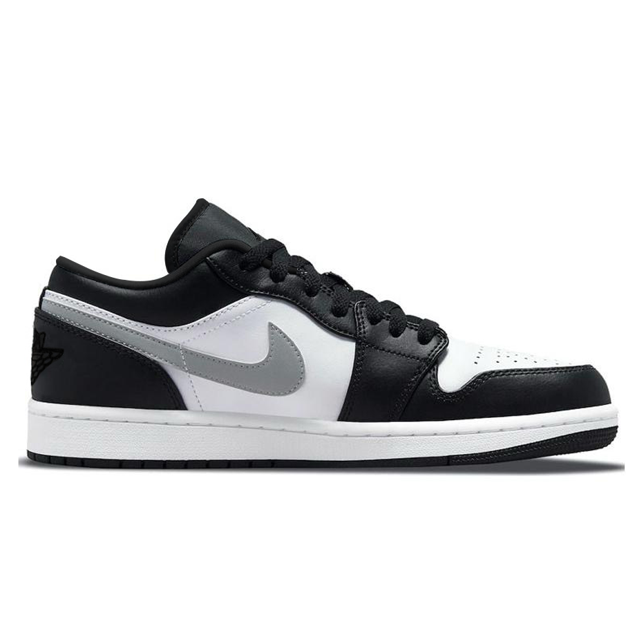 Jordan Air Jordan 1 Effortless Giant Panda 1 Abrasion Resistant Low top Vintage Basketball Shoes Unisex Black White