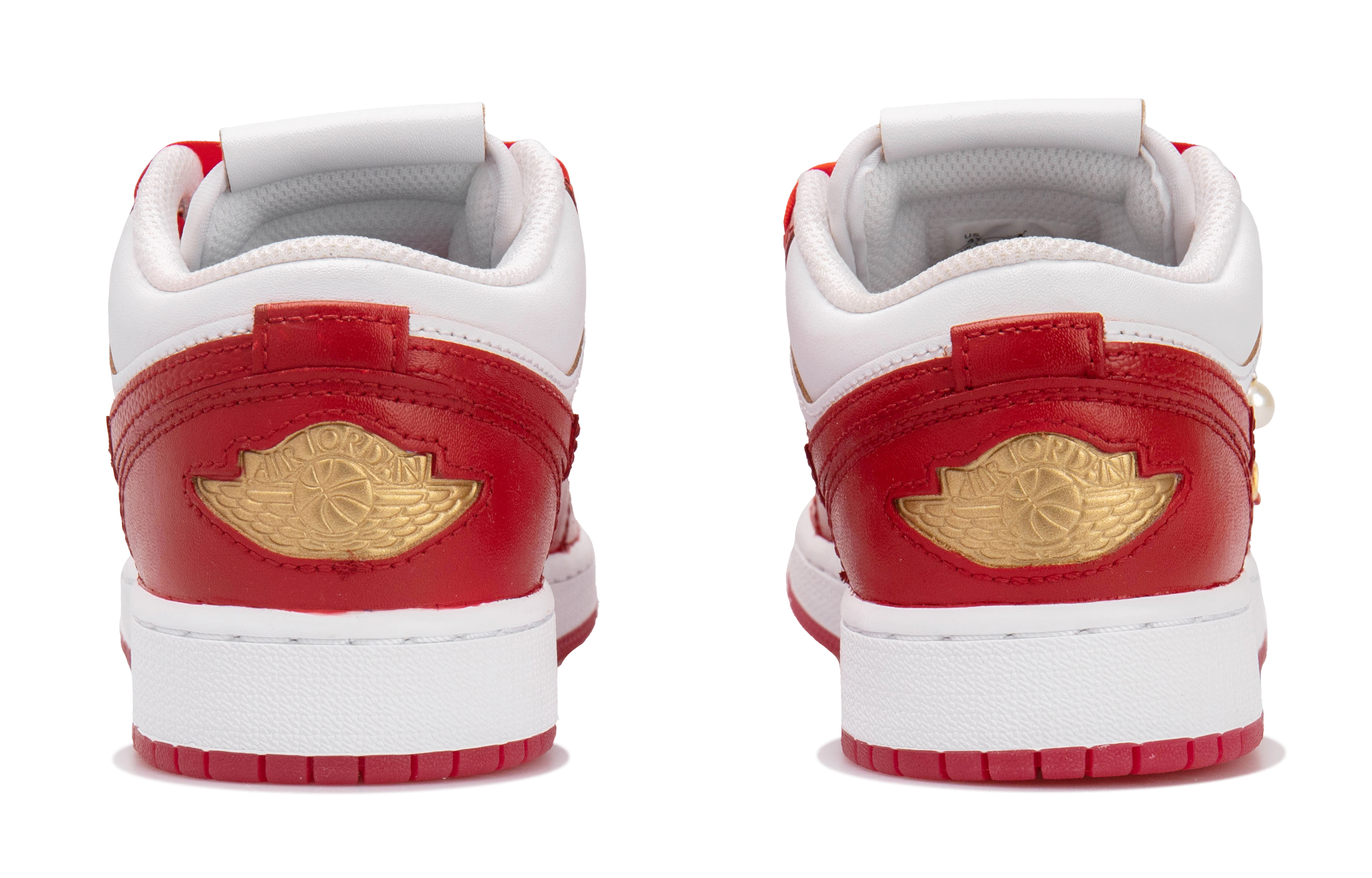 Jordan Air Jordan 1 Low Top Vintage Basketball Shoes Women's White Red купить в интернет-магазине Yoocart с быстрой доставкой по России.