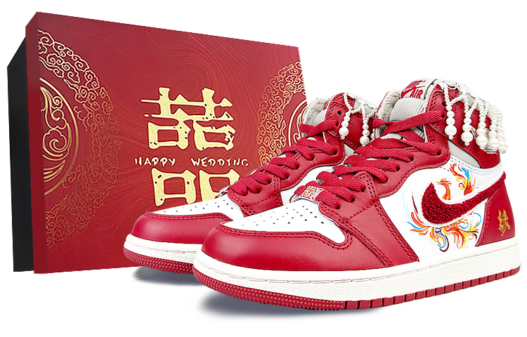 Jordan Air Jordan 1 Anti-Slip And Wear-Resistant Lightweight High-Top Vintage Basketball Shoes Women's Red Gold