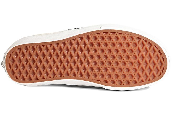 Vans Classic Slip On 'Sherpa' купить в интернет-магазине Yoocart с быстрой доставкой по России.