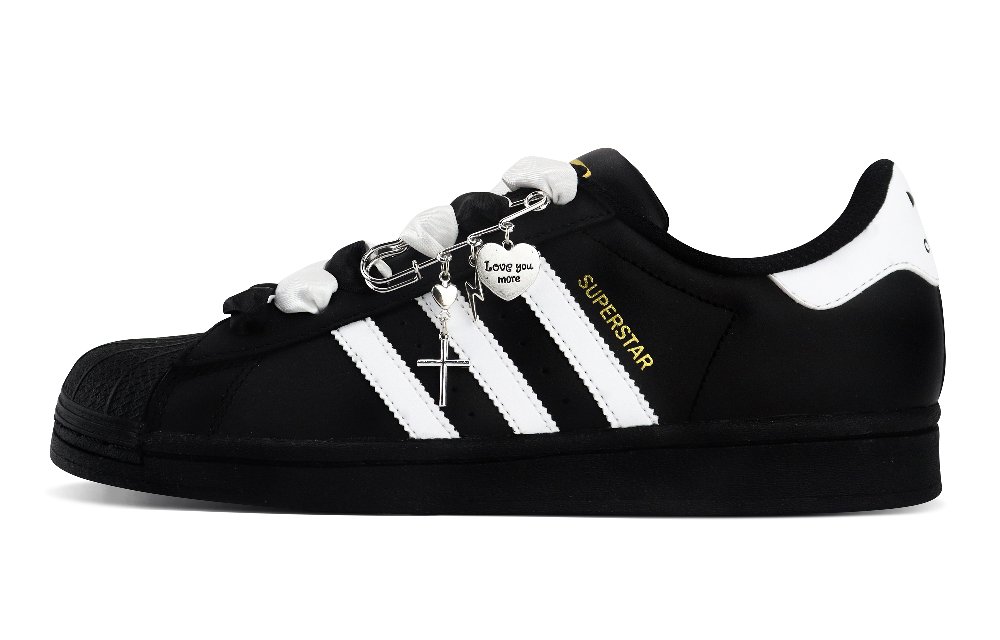 Adidas Originals SUPERSTAR Anti-Slip And Wear-Resistant Lightweight Low-Top Skateboard Shoes Unisex Black White