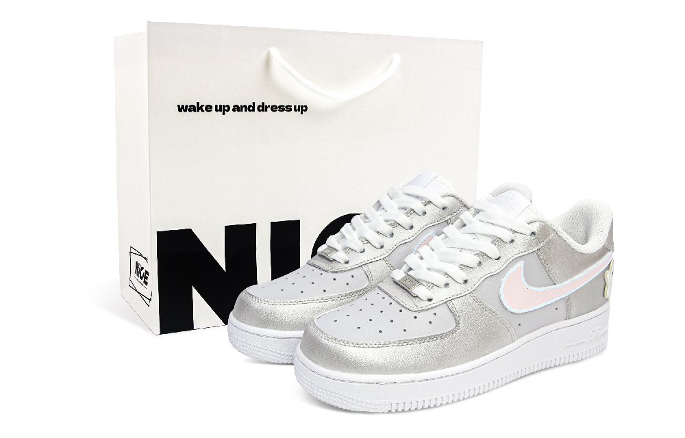 Nike Air Force 1 Abrasion Resistant Low Top Skateboard Shoes Women's Silver