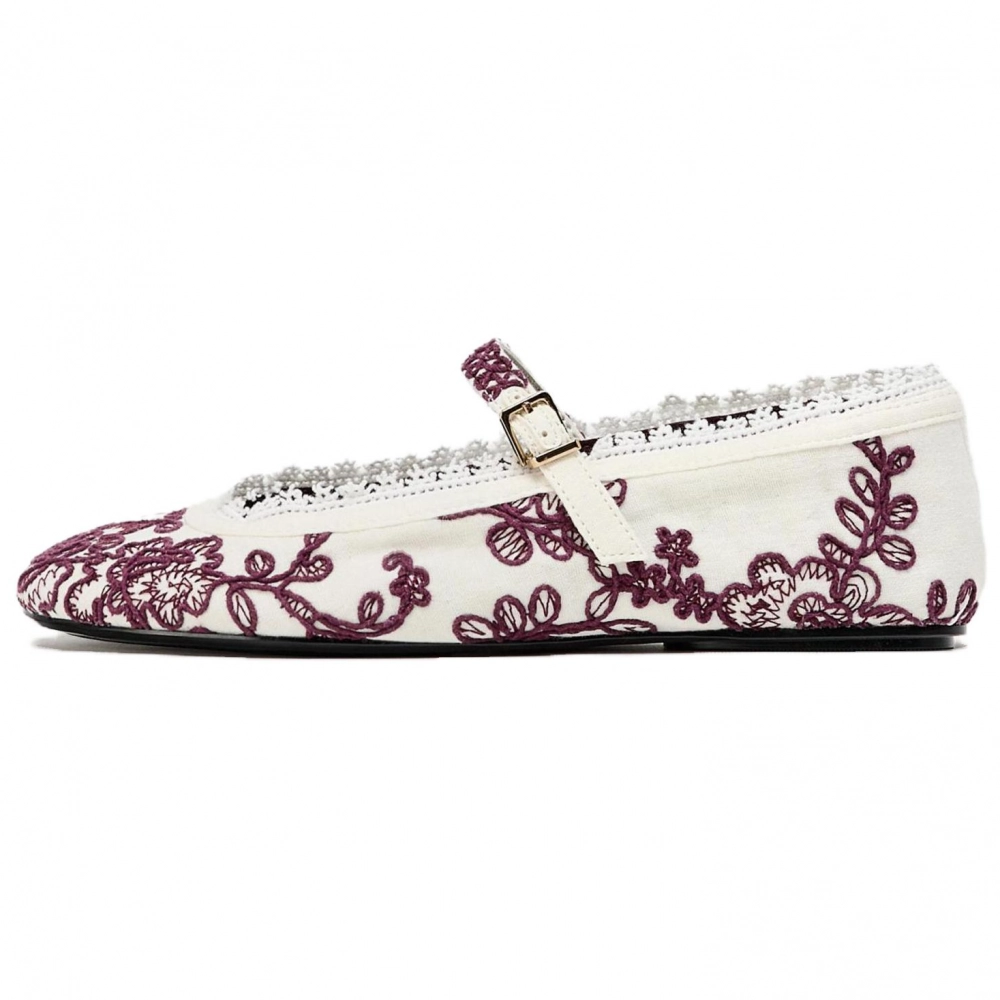 ZARA Casual Shoes 1cm Women's White