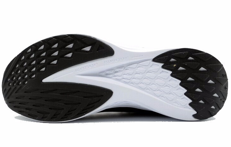 361° FlyFish 1 Breathable Low Top Running Shoes Women's Black White