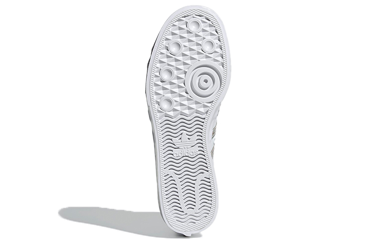 Adidas Nizza Platform Mid 'White Iridescent' Women's купить в интернет-магазине Yoocart с быстрой доставкой по России.