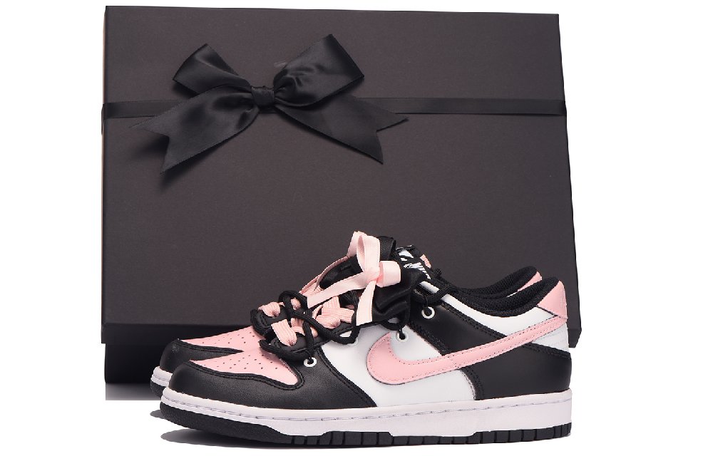 Nike Dunk Coverage Slip-Resistant Impact Resistance Wear-Resistant Low-Top Skateboard Shoes Women's Black Pink