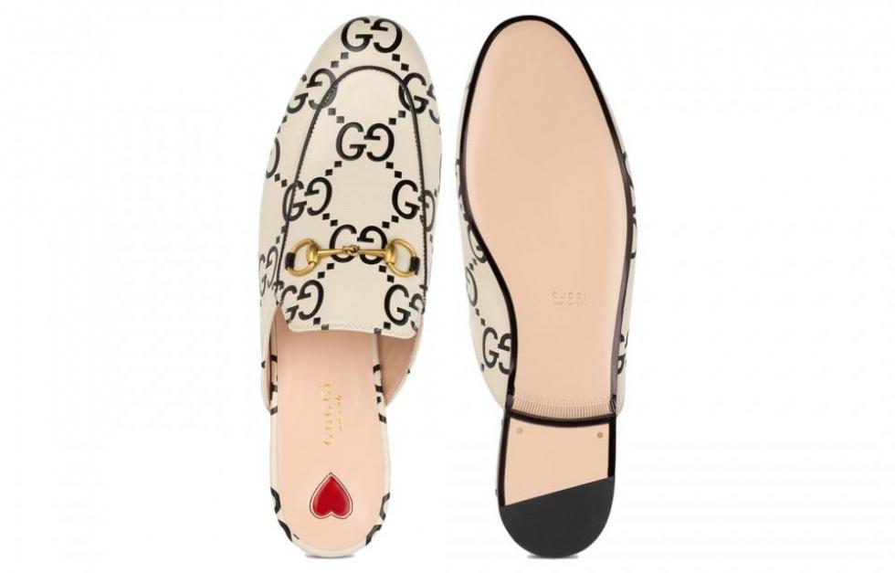 GUCCI Princetown Slipper White Gg Debossed Leather Women's купить в интернет-магазине Yoocart с быстрой доставкой по России.