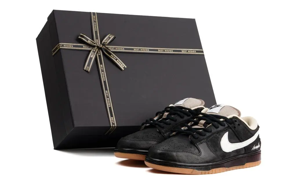 Nike Dunk SB Cushioning Low top Skateboard Shoes Unisex Black Brown