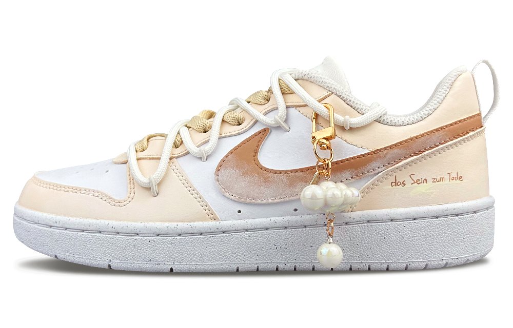 Nike Court Borough Bubbly Milk Coconut Low-Top Skateboard Shoes GS White Orange