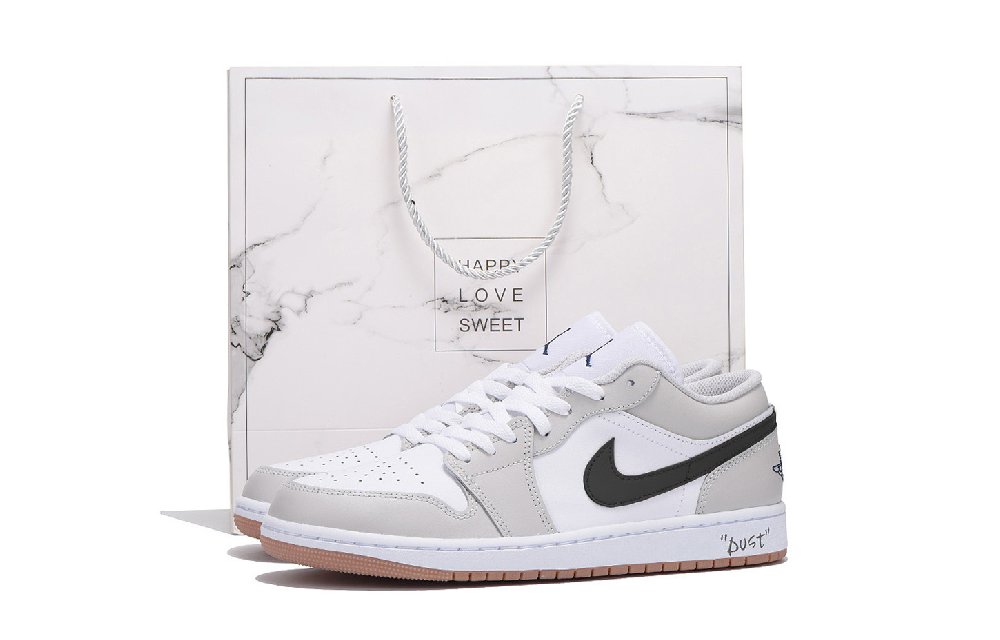 Jordan Air Jordan 1 Slip Resistant And Abrasion Resistant Coverage Low Top Vintage Basketball Shoes Unisex Light Gray