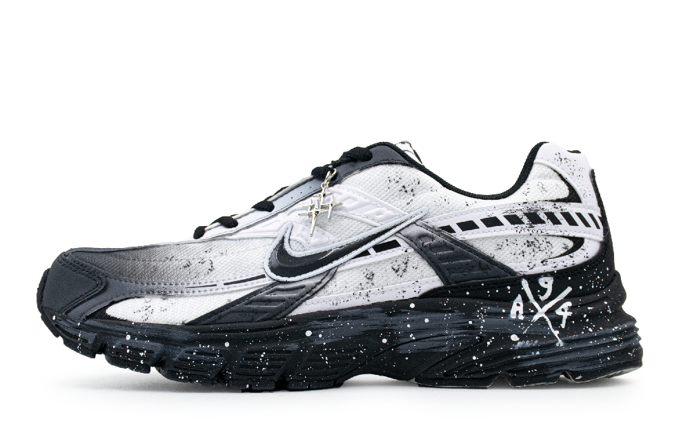 Nike Initiator Abrasion Resistant Low Top Running Shoes Men's Black White