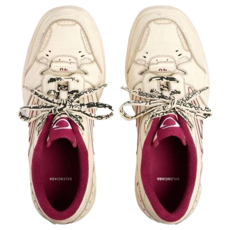 Balenciaga Hamptons Worn Out Low Top Casual Shoes Women's White & Red купить в интернет-магазине Yoocart с быстрой доставкой по России.
