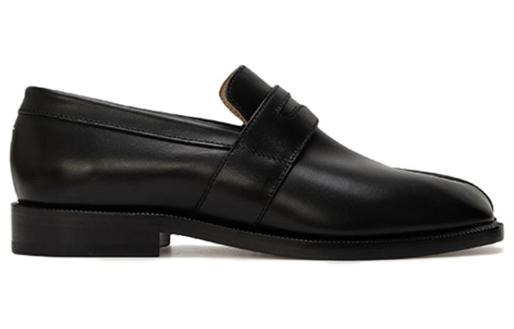 Maison Margiela Low-Heeled Slip-On Tabi Loafers Women's купить в интернет-магазине Yoocart с быстрой доставкой по России.
