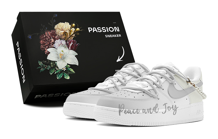 Nike Air Force 1 Low Slip Resistant Low Top Skateboard Shoes GS Gray White
