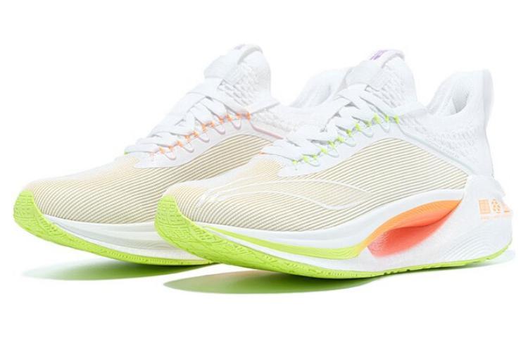 LiNing Jueying Essential Abrasion Resistant Breathable Low Top Running Shoes Men's White купить в интернет-магазине Yoocart с быстрой доставкой по России.