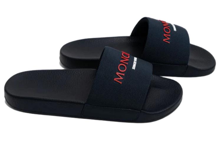 Moncler Bastile Recycled Rubber Slides купить в интернет-магазине Yoocart с быстрой доставкой по России.