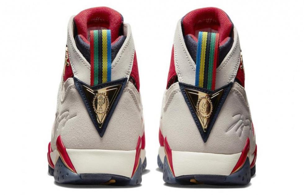 Air Jordan 7 Retro X Trophy Room 'New Sheriff In Town' купить в интернет-магазине Yoocart с быстрой доставкой по России.