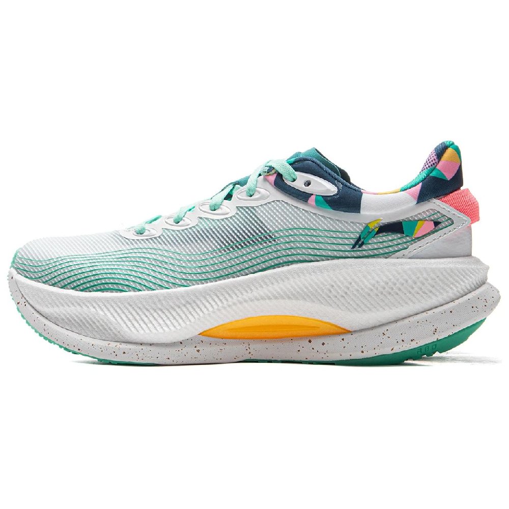 LiNing Yueying 4PRO Cushioning Anti Slip And Wear Resistant Support Rebound Low Top Running Shoes Women's White Green