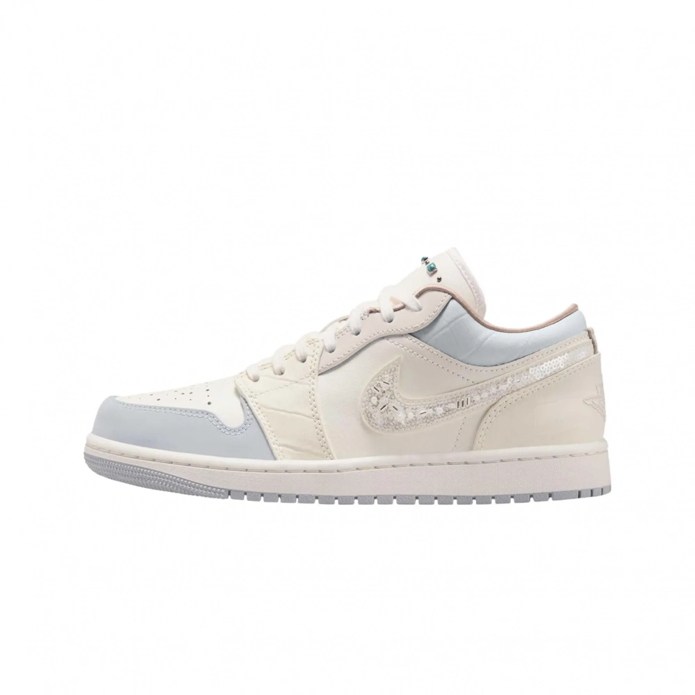 Jordan Air Jordan 1 Bright Pearl Abrasion Resistant Low Top Skateboard Shoes Unisex Light Pearl White