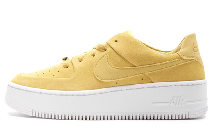 Nike Air Force 1 Sage Low Celery Women's