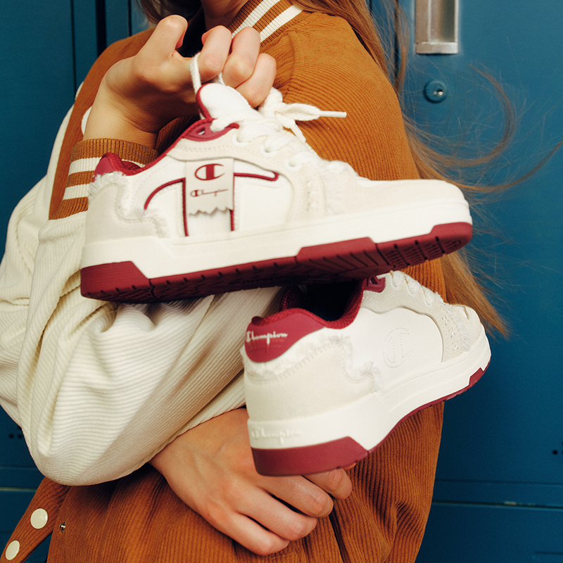 Champion Street Skater 1 Low top Skateboard Shoes Unisex Milk White/Team Red купить в интернет-магазине Yoocart с быстрой доставкой по России.