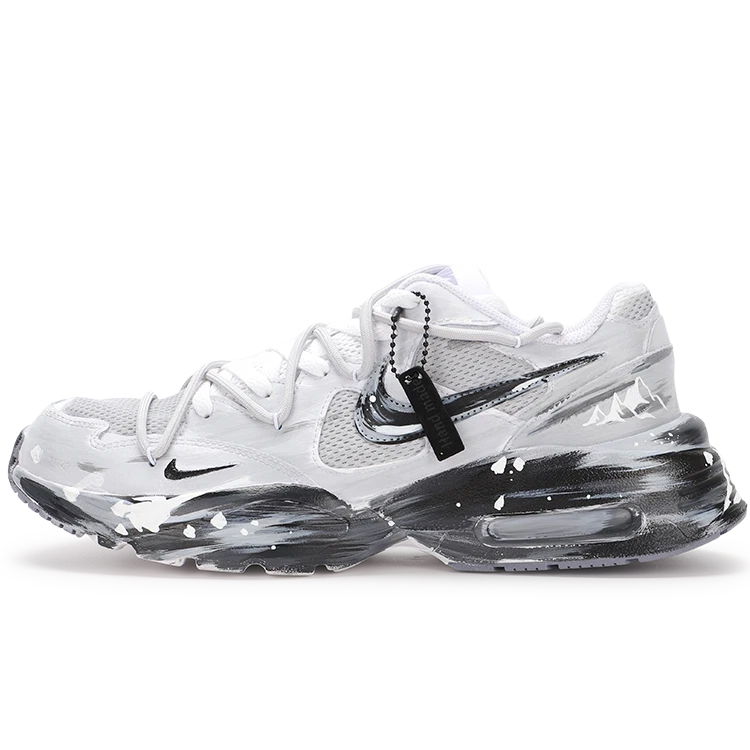 Nike Air Max Fusion Breathable Moisture-Wicking Coverage Low-Top Running Shoes Women's Gray