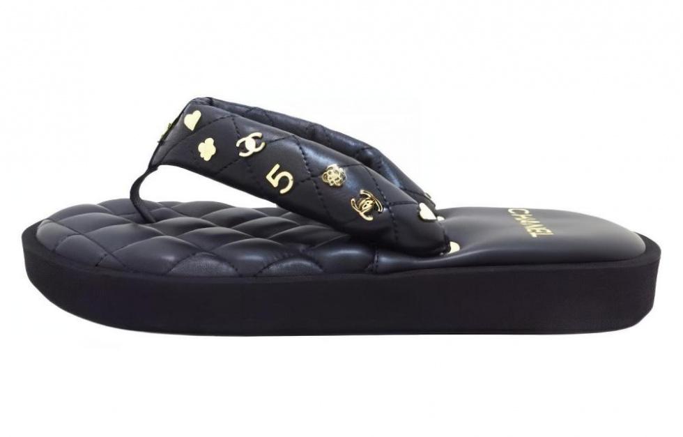 CHANEL Flip Flops Women's Black