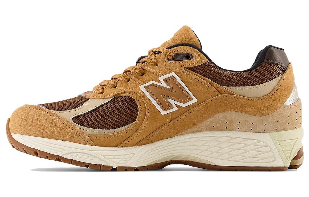 New Balance 2002R Gore Tex Tobacco