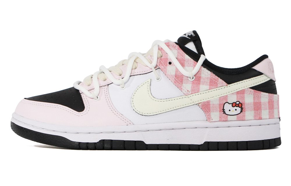 Nike Dunk Low-Top Skateboard Shoes Women's Pink White