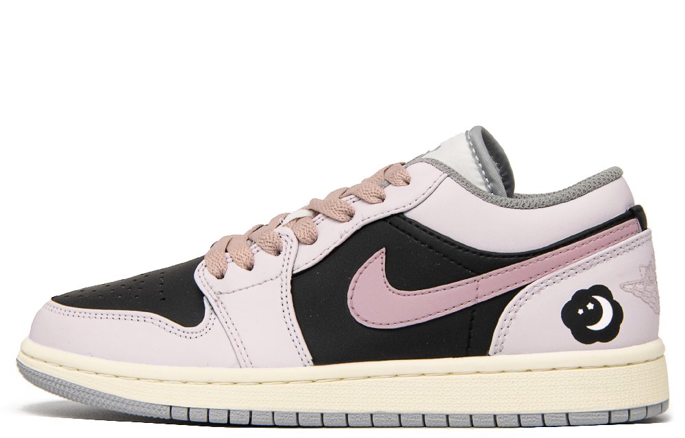 Jordan Air Jordan 1 White Moon Anti-Slip And Wear-Resistant Breathable Low-Top Vintage Basketball Shoes GS Black Pink