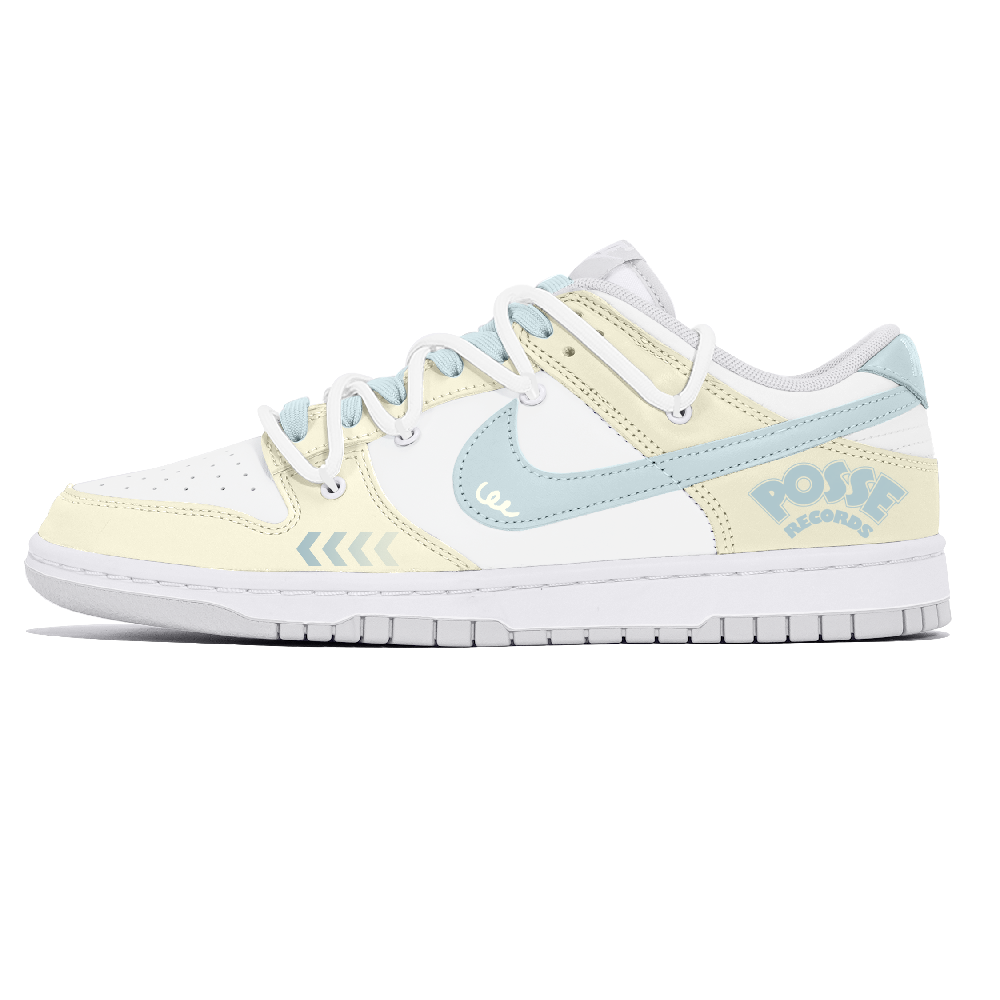 Nike Dunk Low Top Skateboard Shoes Women's White