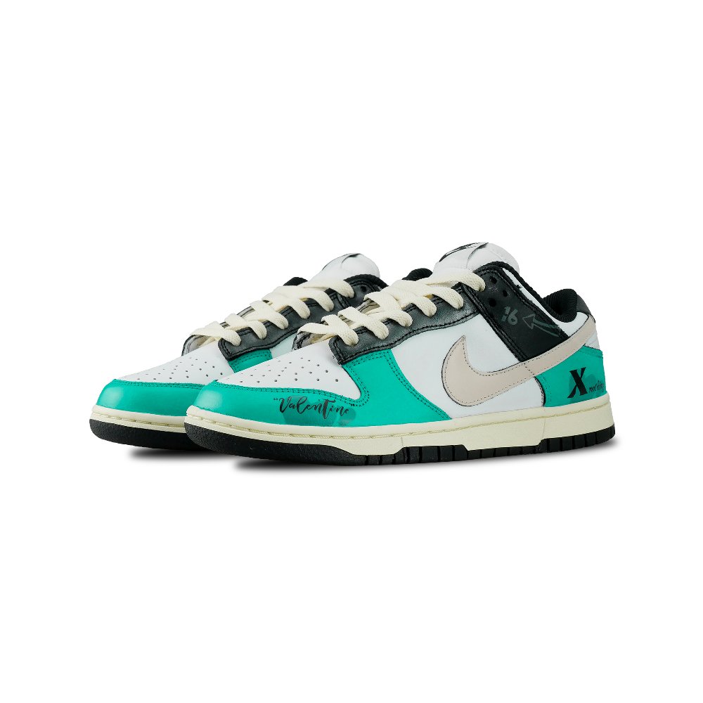 Nike Dunk Skateboard Shoes Women's Low-Top Black/White/Green
