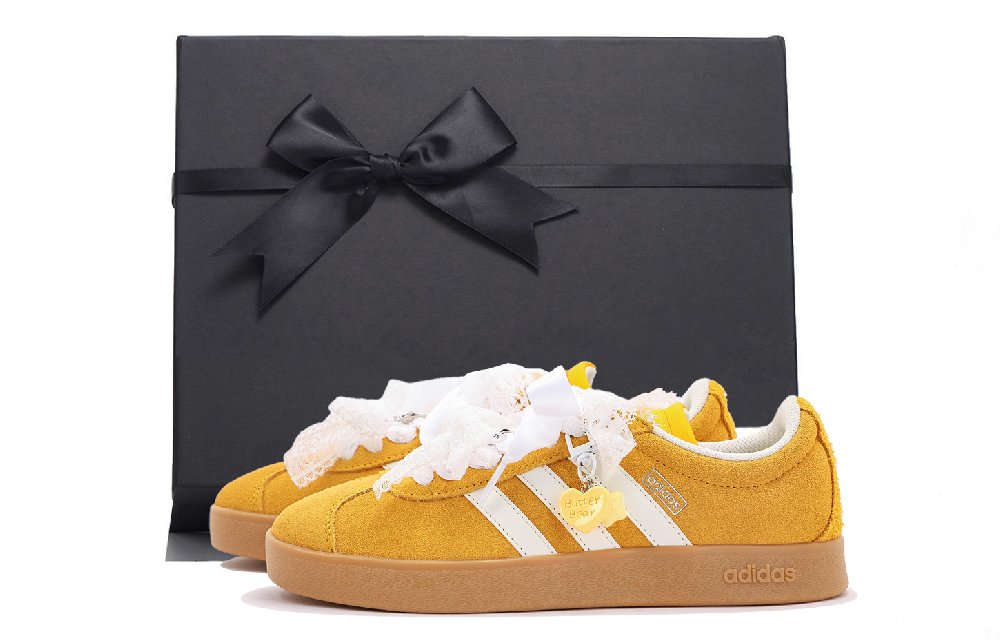 Adidas Vl Court Classic Abrasion Resistant Low Top Skateboard Shoes Unisex Yellow White