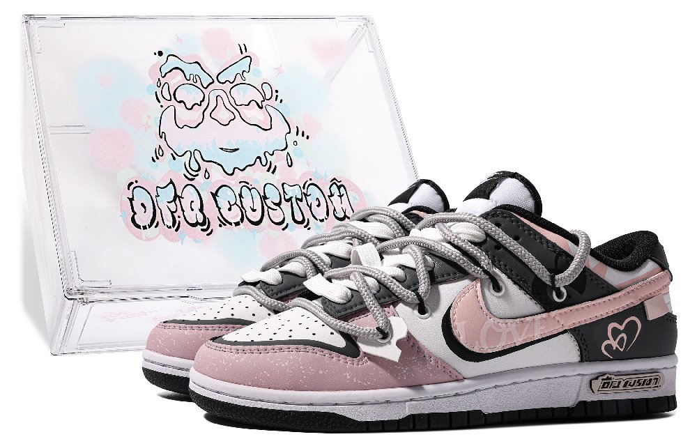 Nike Dunk Skateboard Shoes Women's Low-Top Gray/Pink/White