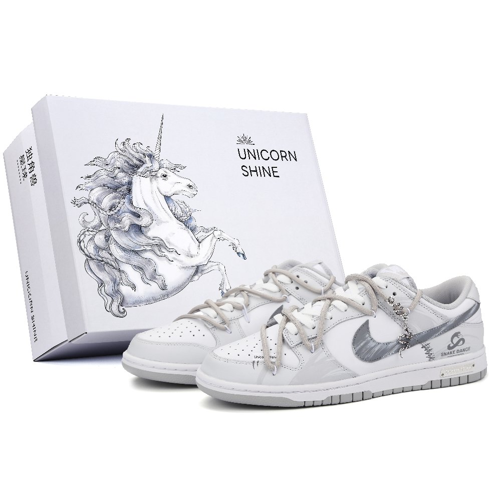Nike Dunk Anti-Slip Wear-Resistant Low-Top Skateboard Shoes Men's Silver