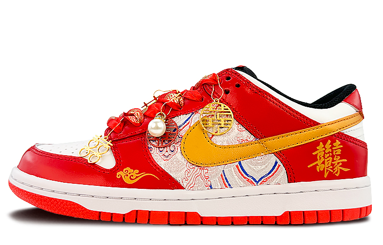 Nike Dunk Low Anti-Slip Wear-Resistant Lightweight Breathable Low-Top Skateboard Shoes GS Red Gold