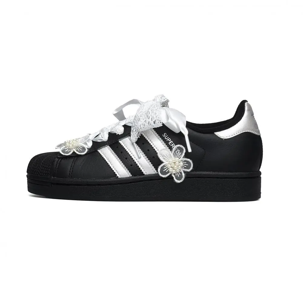 Adidas Originals Superstar 2 Abrasion Resistant Low top Skateboard Shoes Women's Black Silver