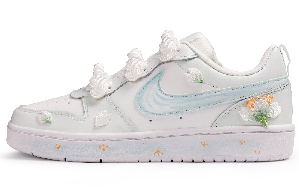 Nike Court Borough Lightweight And Breathable Low Top Skateboard Shoes GS White Green