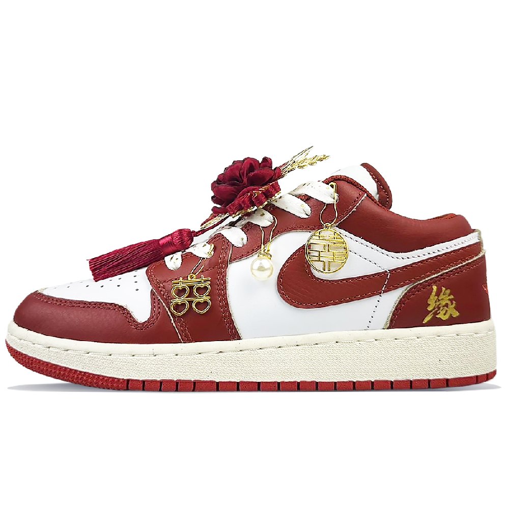 Jordan Air Jordan 1 Wear-Resistant Low-Top Vintage Basketball Shoes Men's White Red