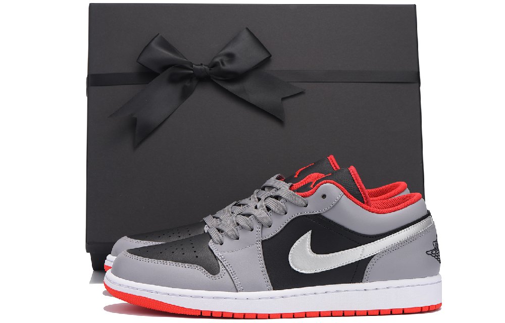 JORDAN Air JORDAN 1 Vintage Basketball Shoes Men Low Top Black Gray Red