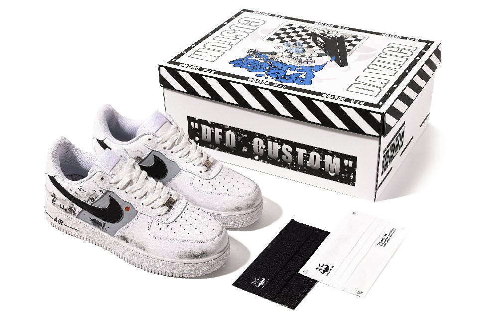 Nike Air Force 1 Low Top Skateboard Shoes Women's White Gray