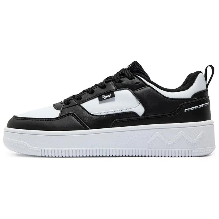 361° Anti Slip Wear Resistant Low Top Skateboard Shoes Women's White Black