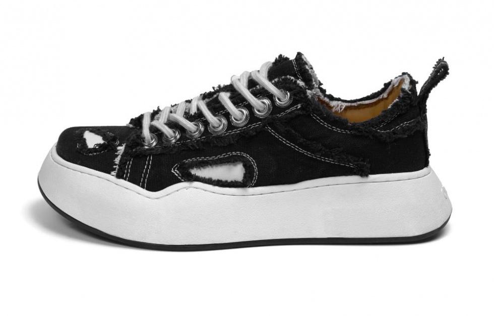 CROOKED CARD Low-Top Skateboard Shoes Unisex Black