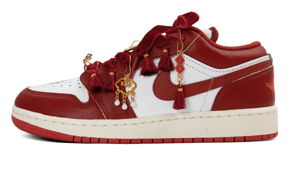 Jordan Air Jordan 1 Low Top Skateboard Shoes Women's Red