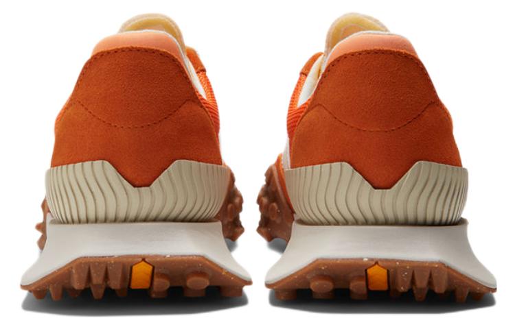 New Balance XC 72 Vintage Orange купить в интернет-магазине Yoocart с быстрой доставкой по России.