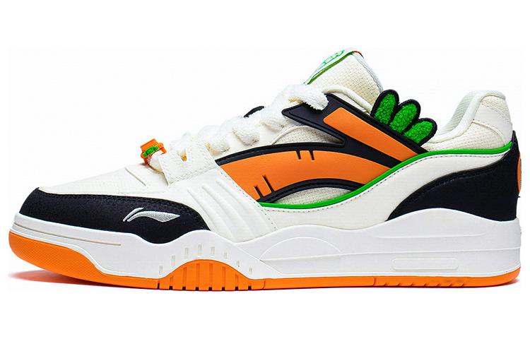 LINING Moon White New Years 'Carrot'