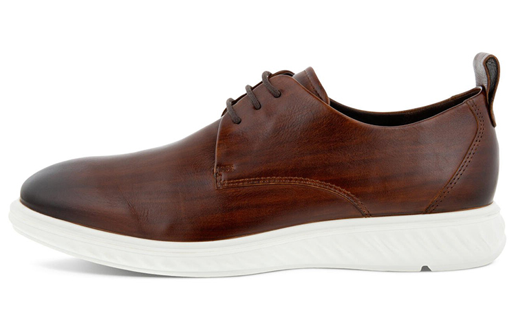 Ecco Casual Shoes Men Low-Top Brown