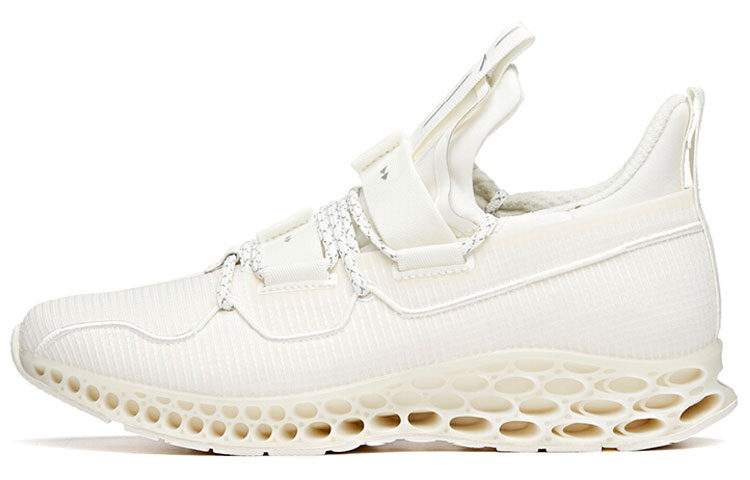 Anta Slip Resistant Low Top Running Shoes Men's White